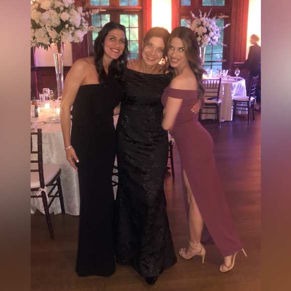 Windsor Mauve Off the Shoulder Formal Dress - Picture 6 of 8